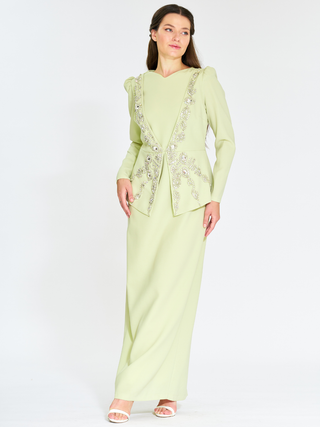 Applique embroidery blouse