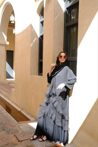 EMIRA Abaya